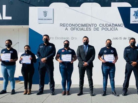 Reconocimiento Ciudadano a Oficiales de la Policia